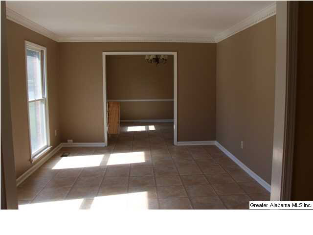1520 Caribbean Circle Alabaster, AL 35007 - Photo 5 of 32