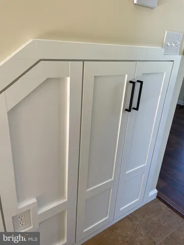 a view of walk in closet