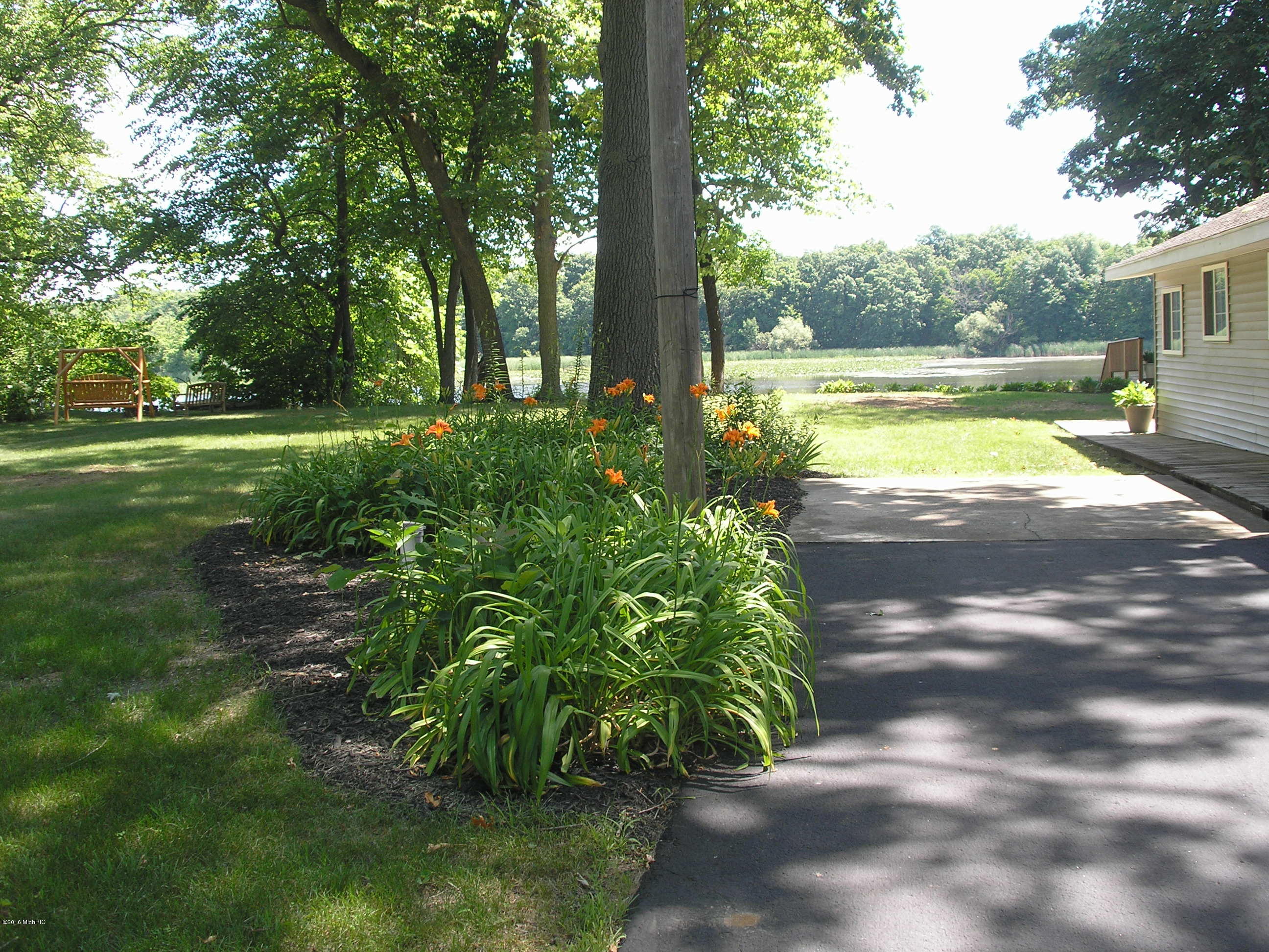 23679 River Run Road Mendon, MI 49072 - Photo 29 of 38 23679 River Run 023