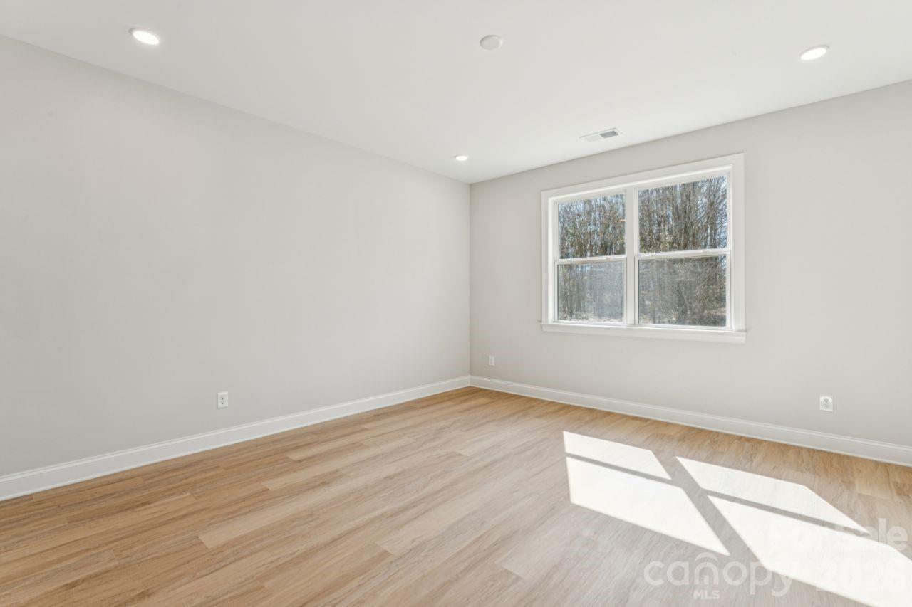 1603 Lewis Farm Road Kings Mountain, NC 28086 - Photo 13 of 34