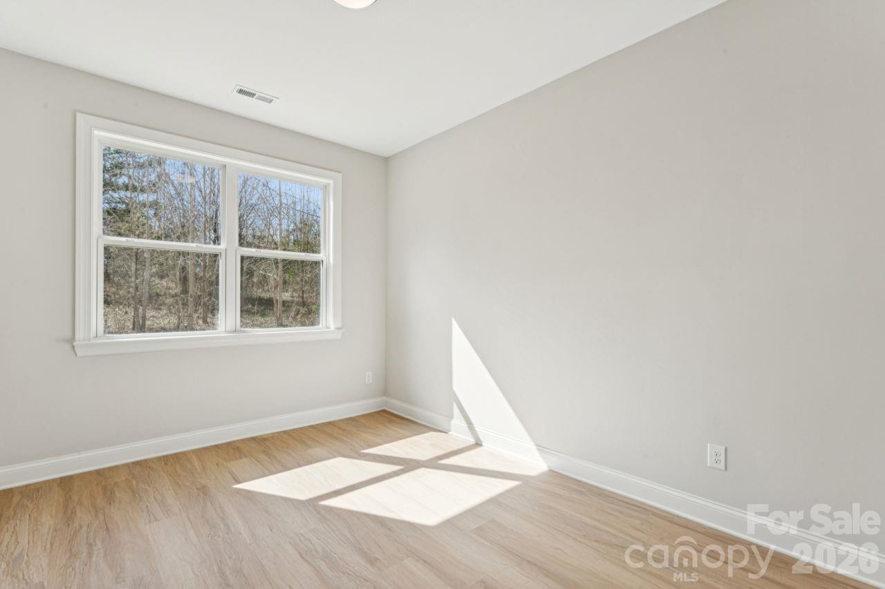 1603 Lewis Farm Road Kings Mountain, NC 28086 - Photo 25 of 34