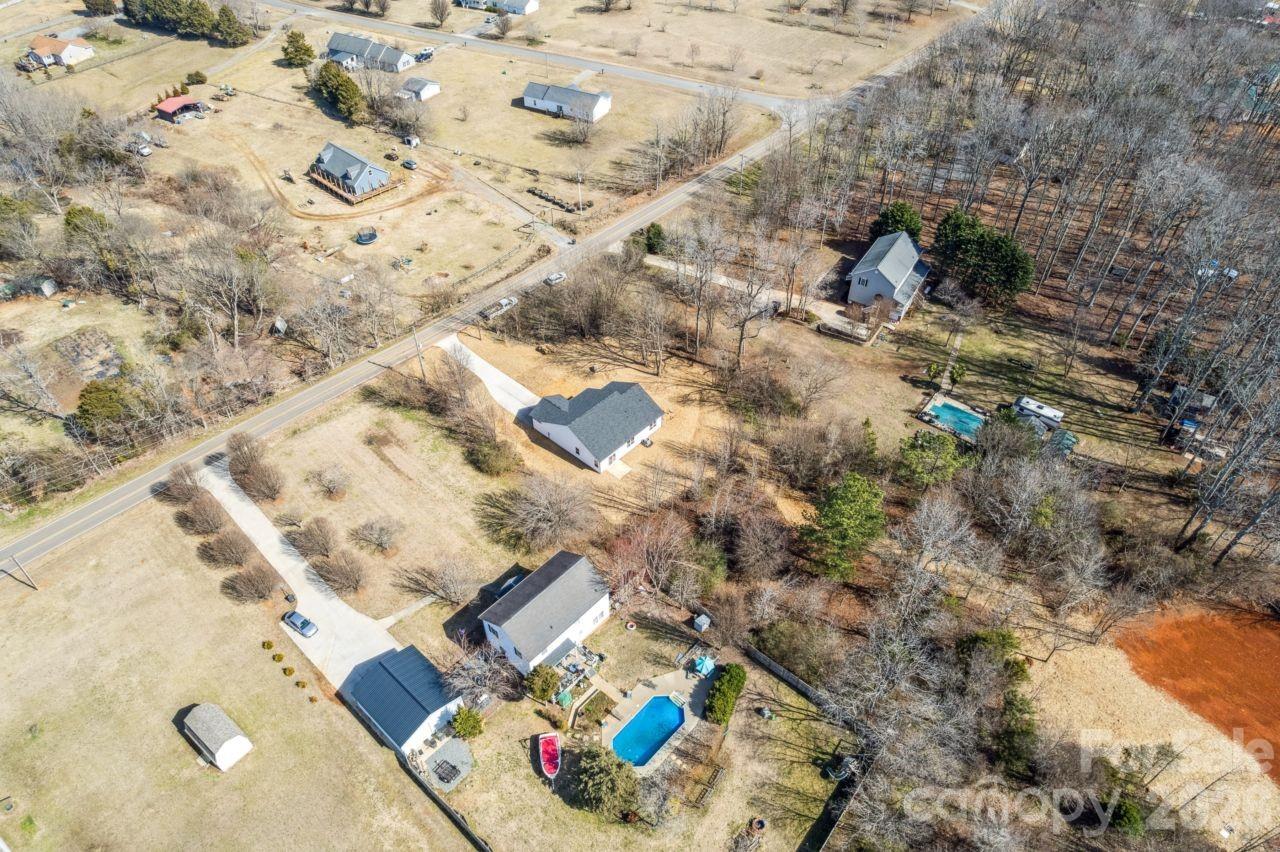 1603 Lewis Farm Road Kings Mountain, NC 28086 - Photo 32 of 34