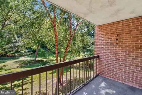 $495,000 | 5809 Edson Lane, Unit 103, North Bethesda, MD 20852