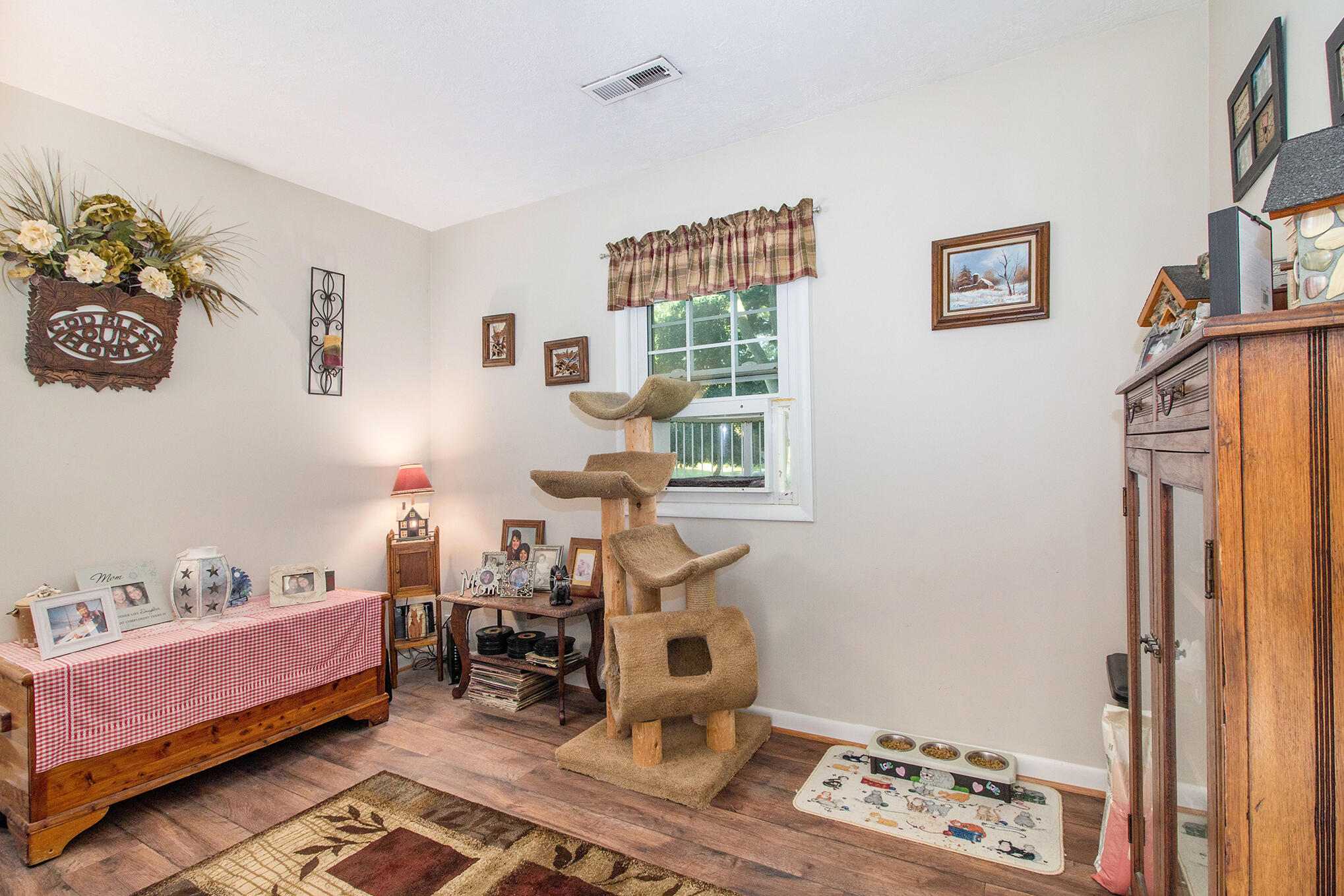 139 Boadway Street Spring Arbor, MI 49283 - Photo 16 of 25 IMG_0169