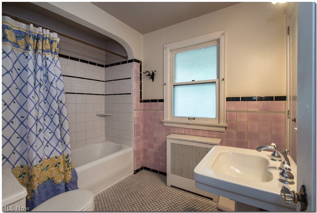 3010 Coleridge Road Cleveland, OH 44118 - Photo 19 of 25