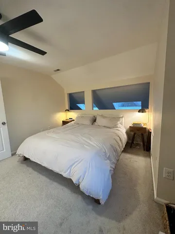 $2,900 | 2504 South Walter Reed Drive, Unit 2, Arlington, VA 22206