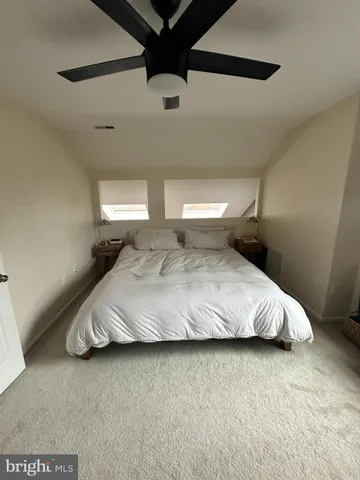 $2,900 | 2504 South Walter Reed Drive, Unit 2, Arlington, VA 22206