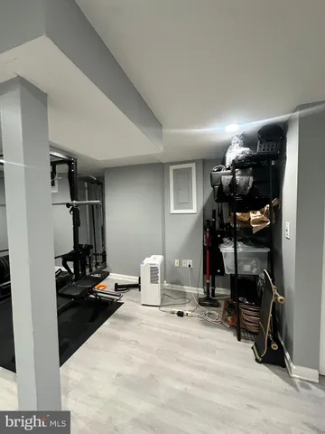 $2,900 | 2504 South Walter Reed Drive, Unit 2, Arlington, VA 22206