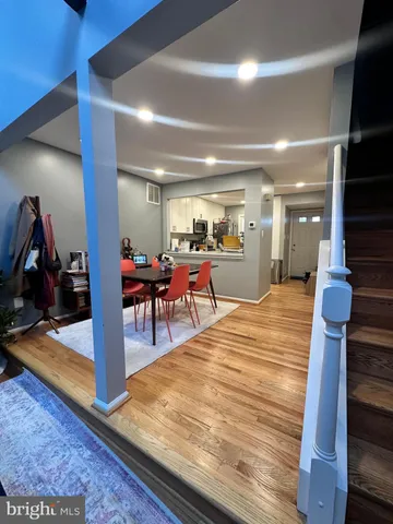 $2,900 | 2504 South Walter Reed Drive, Unit 2, Arlington, VA 22206