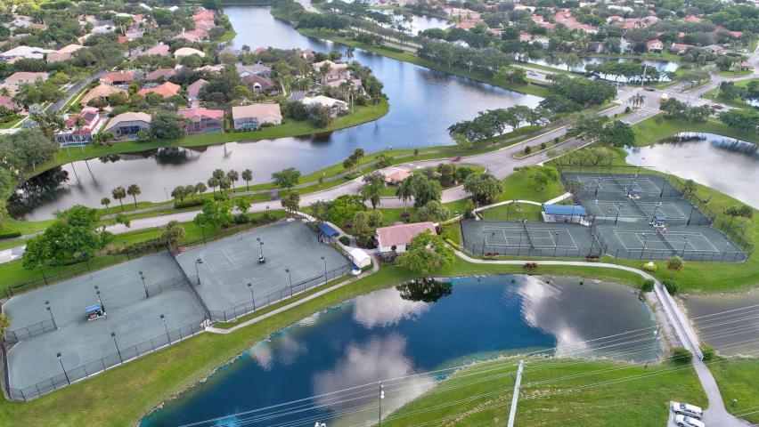 20282 Monteverdi Circle Boca Raton, FL 33498 - Photo 54 of 71 20171110211702393200000000-o