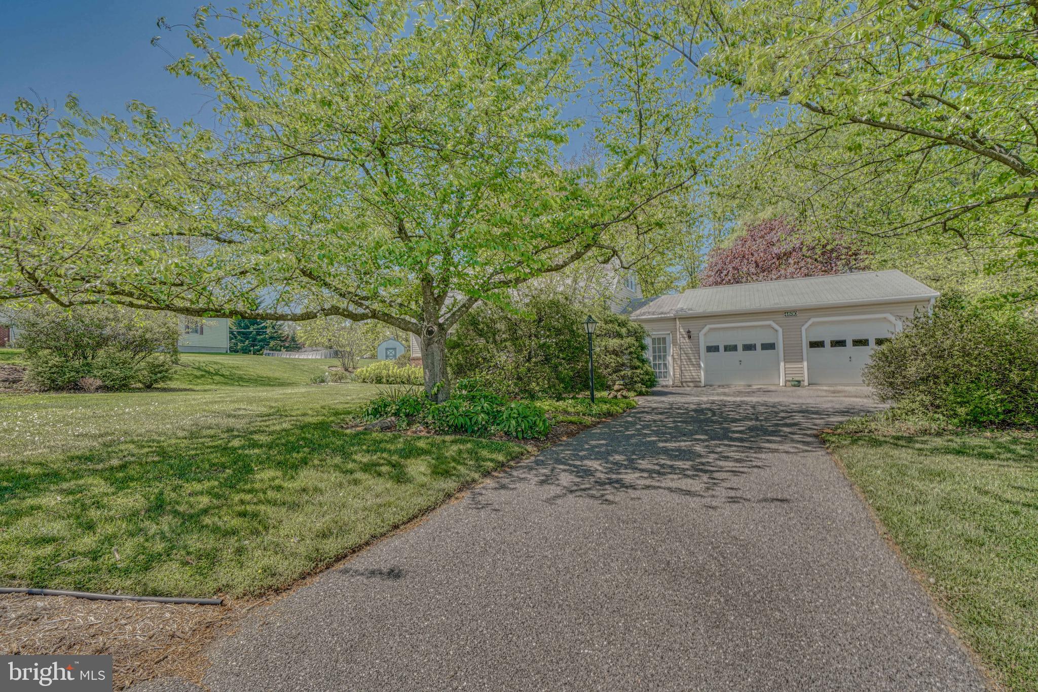 4830 Rollingtop Road Ellicott City, MD 21043 - Photo 5 of 65 Gallery Image 5