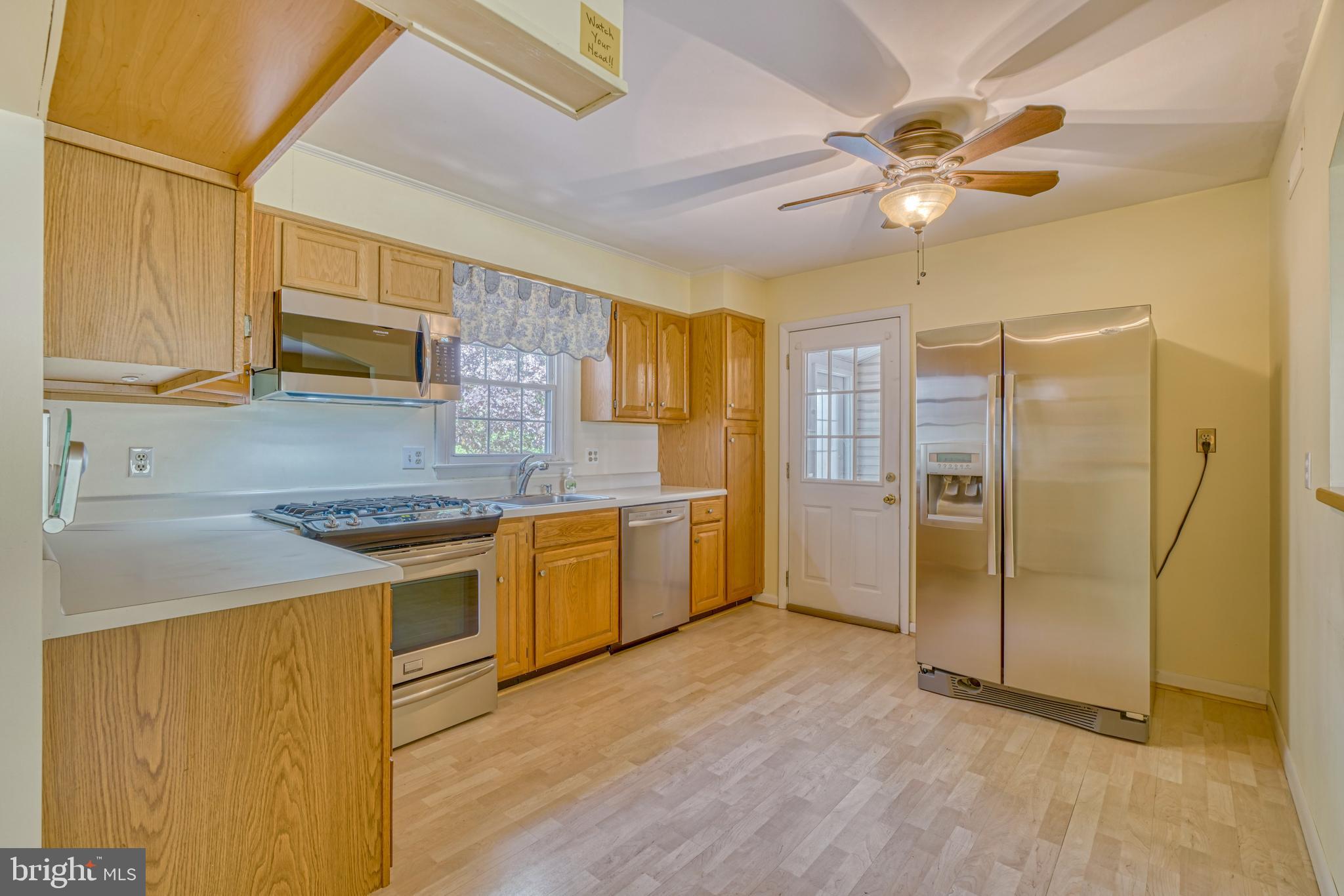 4830 Rollingtop Road Ellicott City, MD 21043 - Photo 10 of 65 Gallery Image 10