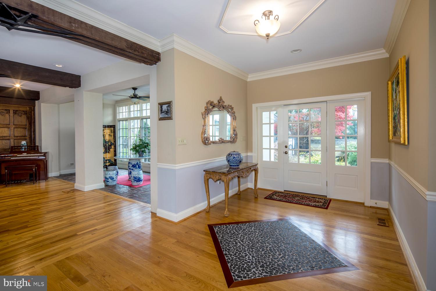538 Sugartown Road Devon, PA 19333 - Photo 5 of 35 Foyer