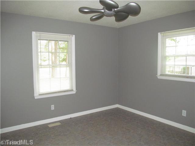 250 Bethany Road Lexington, NC 27292 - Photo 8 of 10 2nd Bedroom.