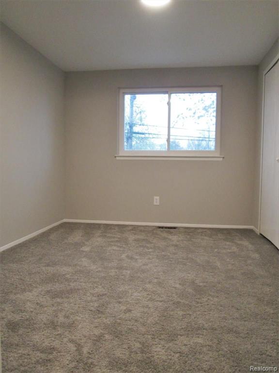 1907 Princeton Road Berkley, MI 48072 - Photo 23 of 27