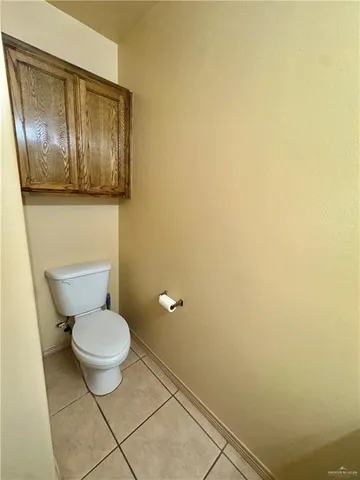 a bathroom with a toilet