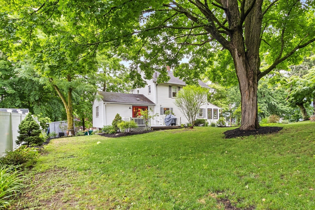 7 Intervale Street Woburn, MA 01801 - Photo 10 of 34