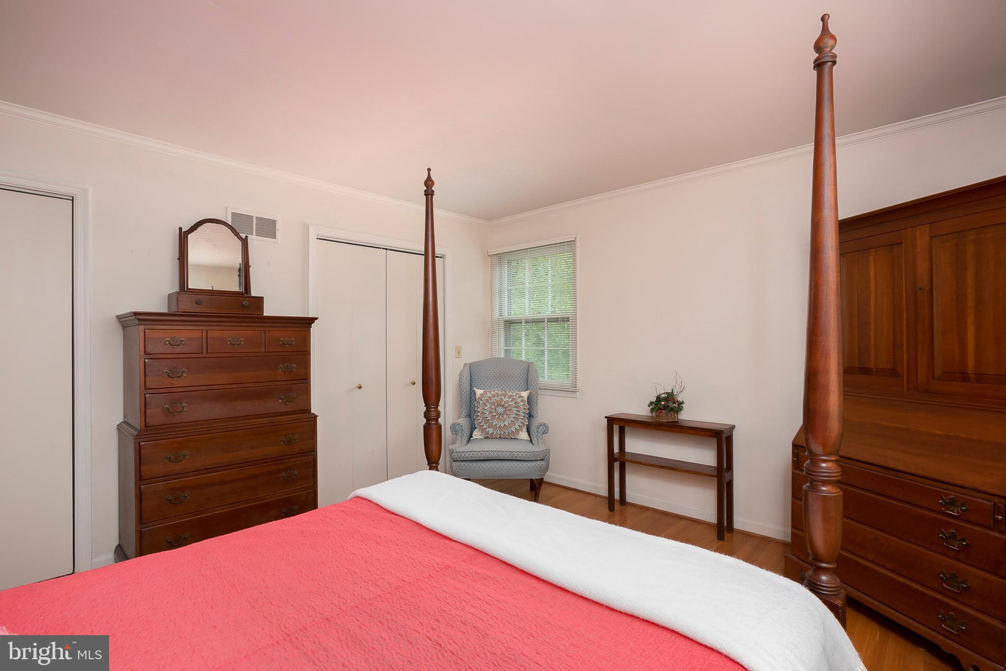 1628 Winchester Road Annapolis, MD 21409 - Photo 15 of 37 Master Bedroom w/2 closest