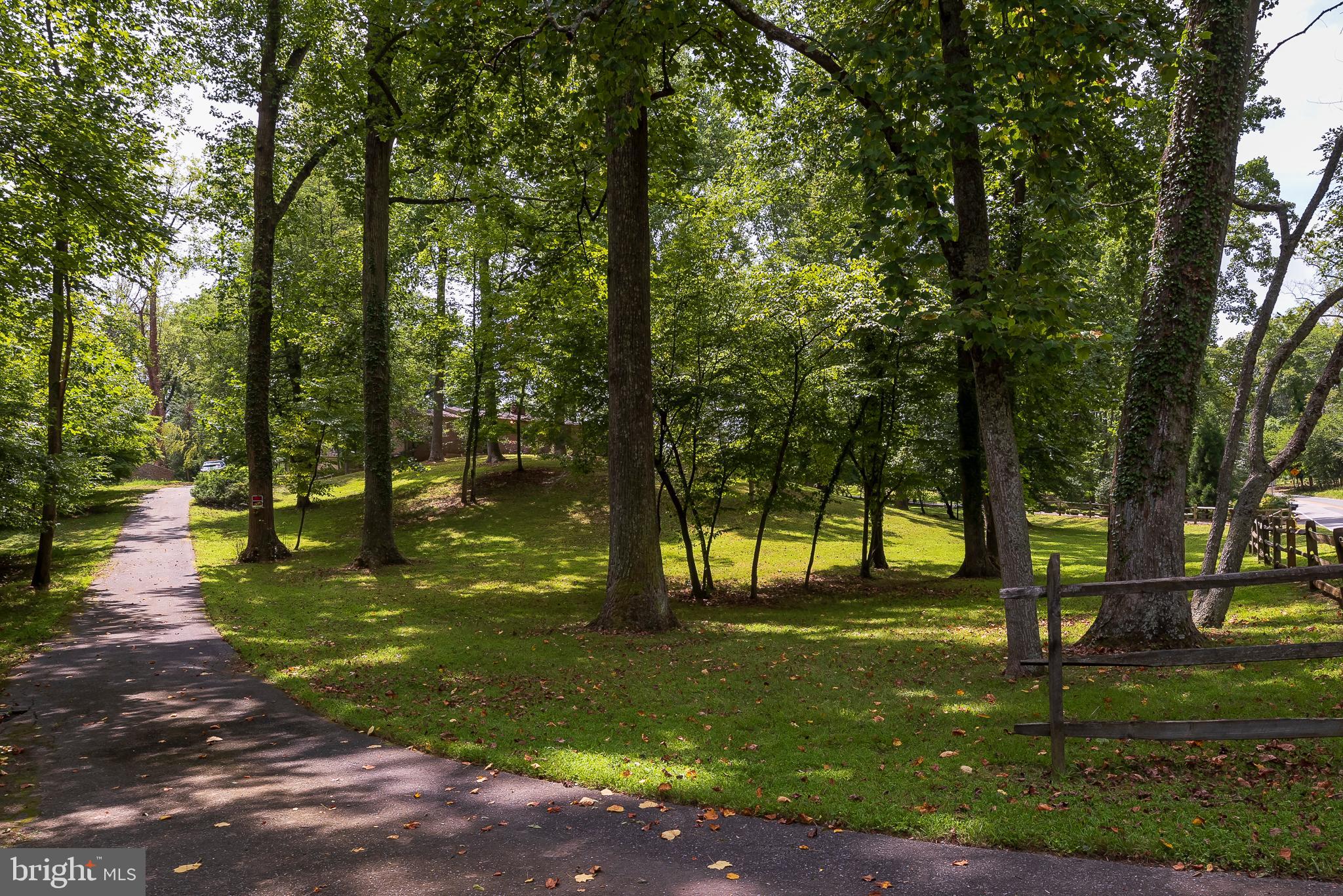 1628 Winchester Road Annapolis, MD 21409 - Photo 27 of 37 Picturesque Curb Appeal