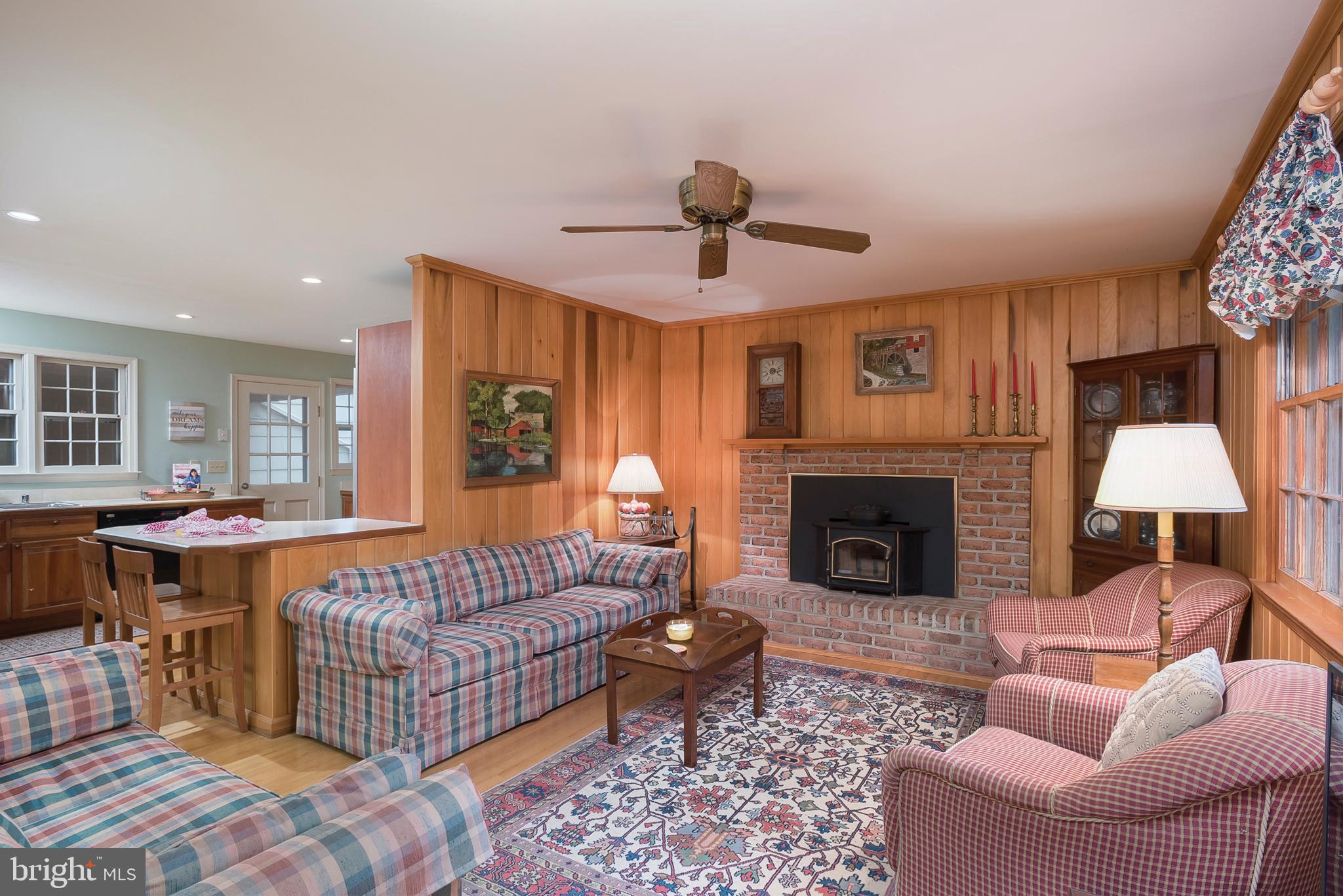 1628 Winchester Road Annapolis, MD 21409 - Photo 6 of 37 Family Room w/Wood burning Fireplace