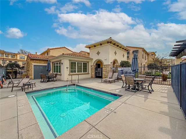 $729,000 | 389 Castiano Street, Camarillo, CA 93012
