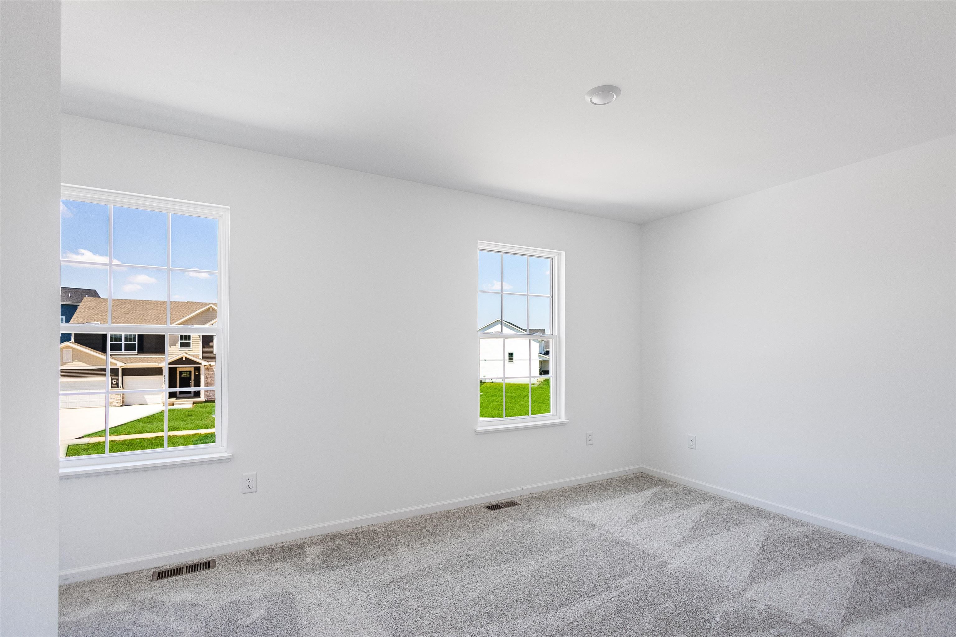 116 O'brien, Unit 11 Columbus, WI 53925 - Photo 21 of 28