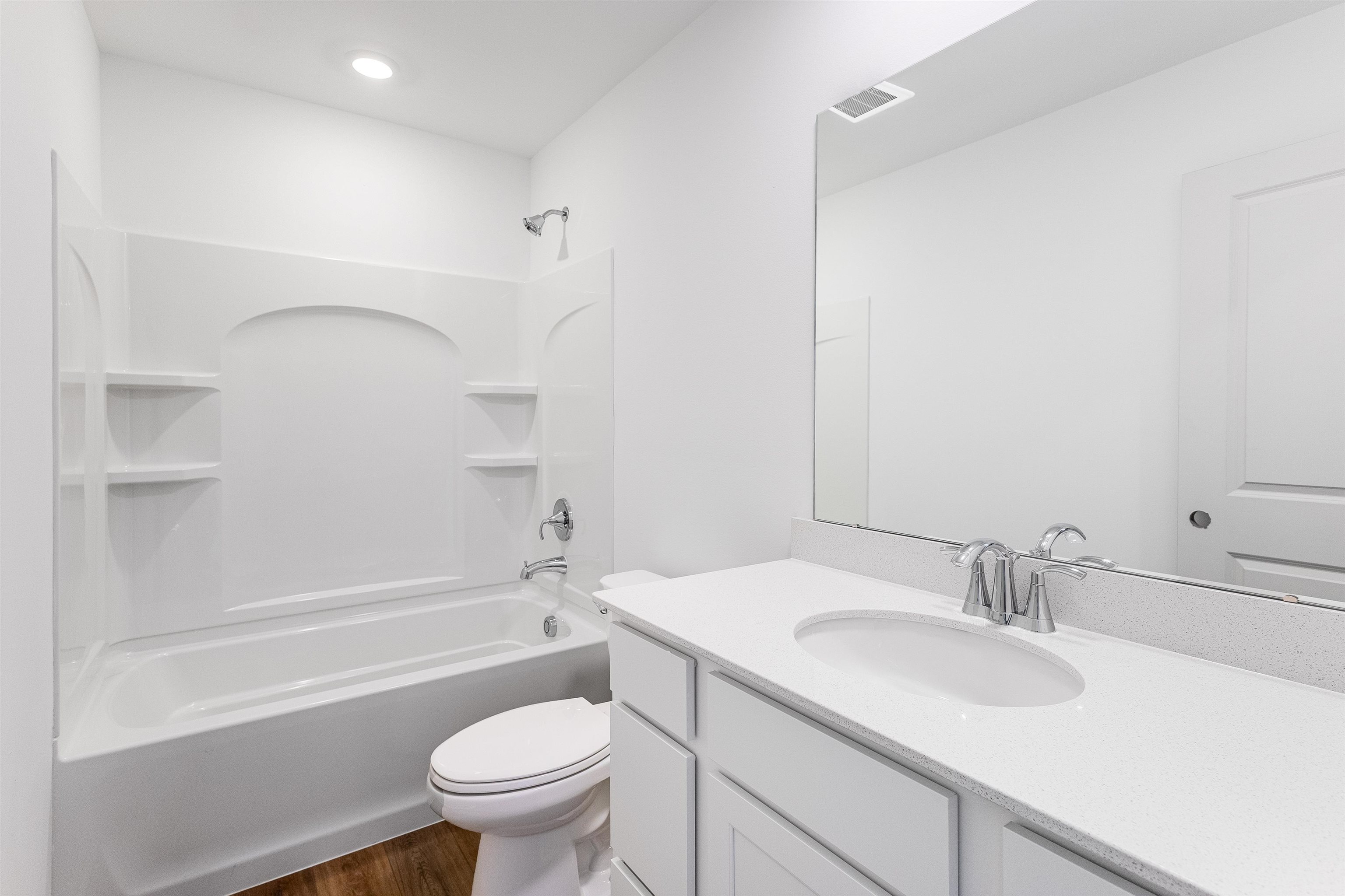 116 O'brien, Unit 11 Columbus, WI 53925 - Photo 23 of 28