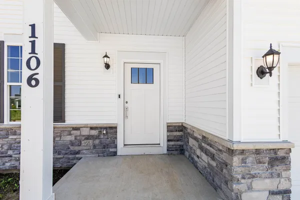 $521,370 | 116 O'brien, Unit 11, Columbus, WI 53925