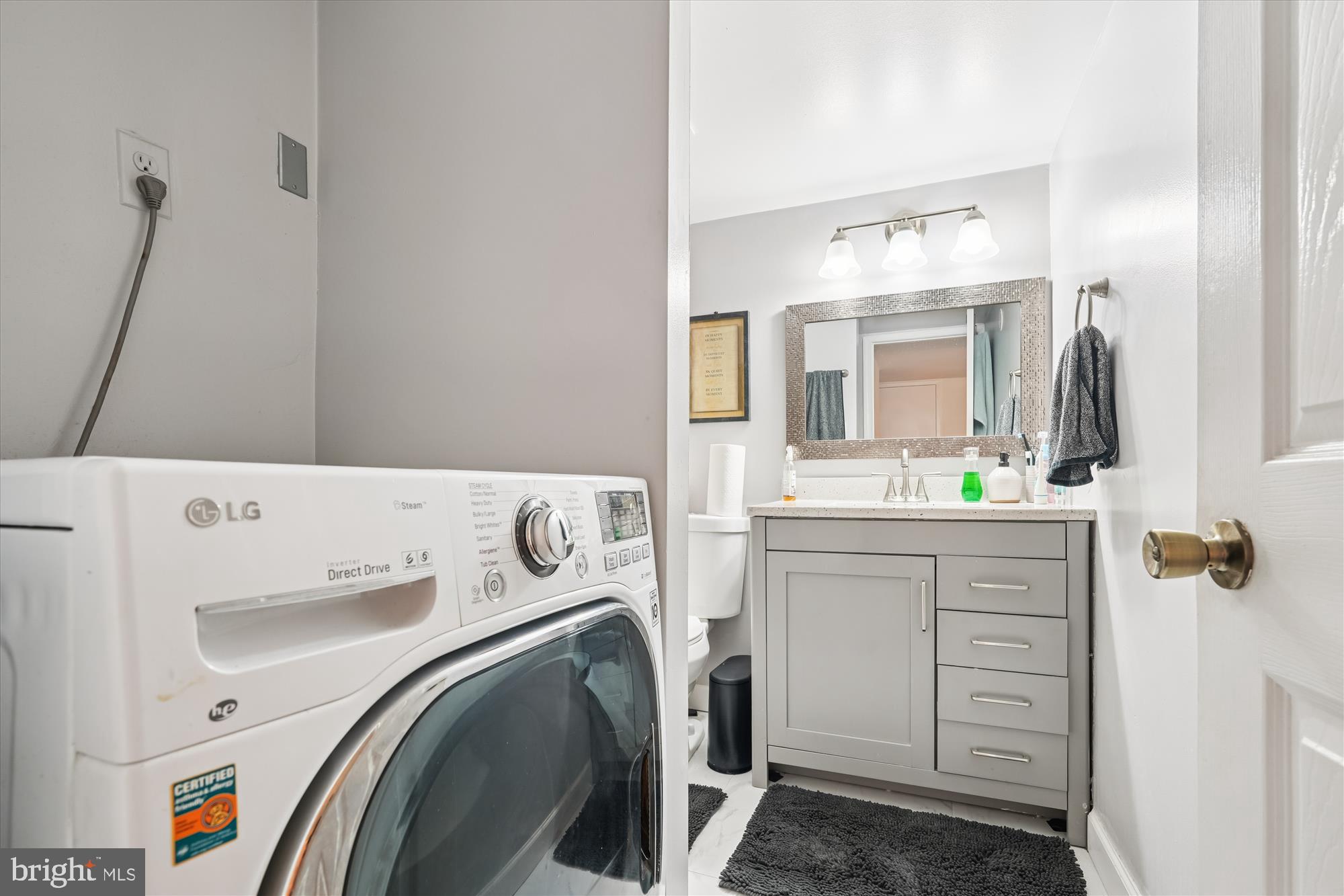 17800 Buehler Road, Unit 3 Olney, MD 20832 - Photo 16 of 28 Hall Bath with Washer Dryer Combo