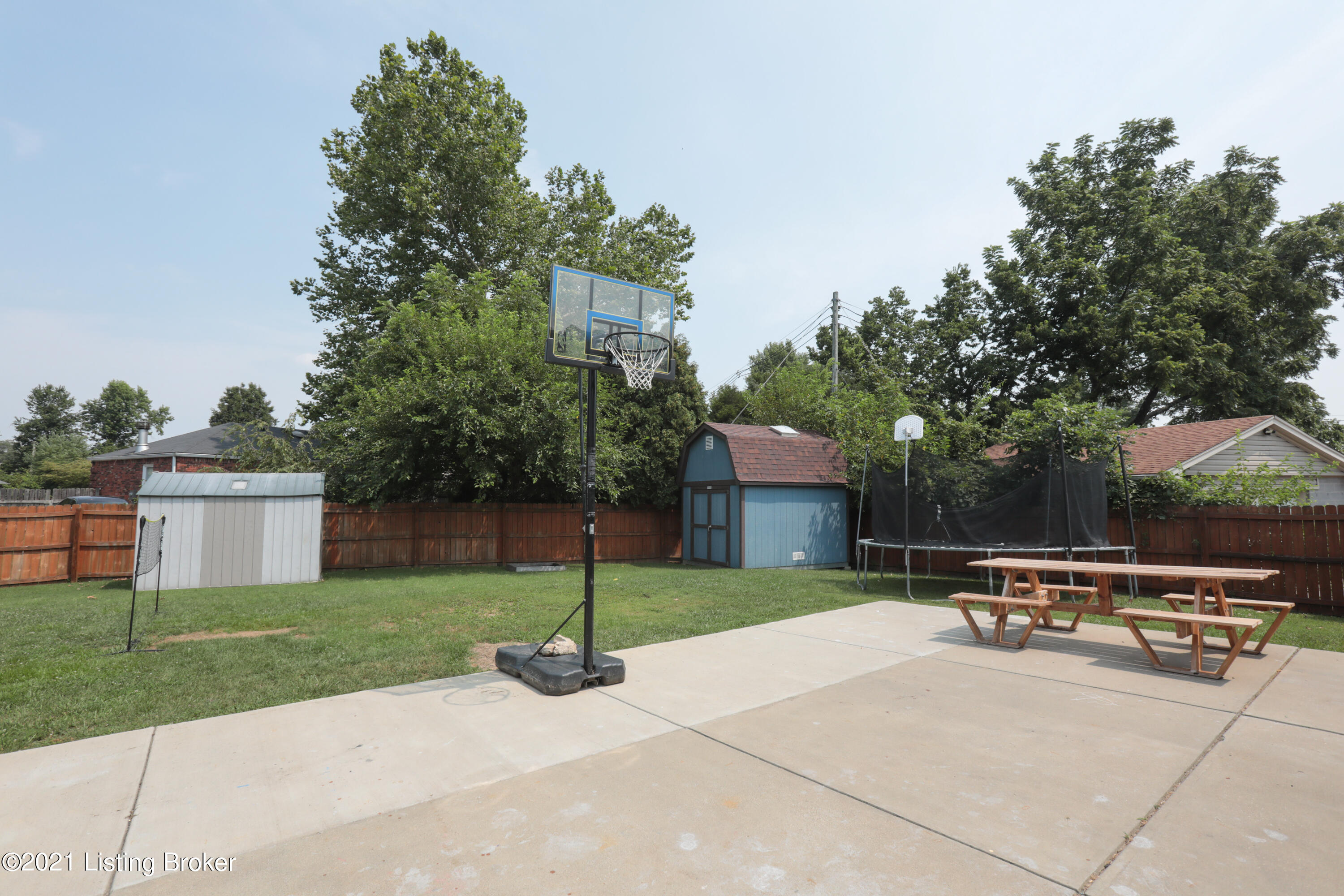 8208 Rochelle Road Louisville, KY 40228 - Photo 20 of 22 Rochelle-134