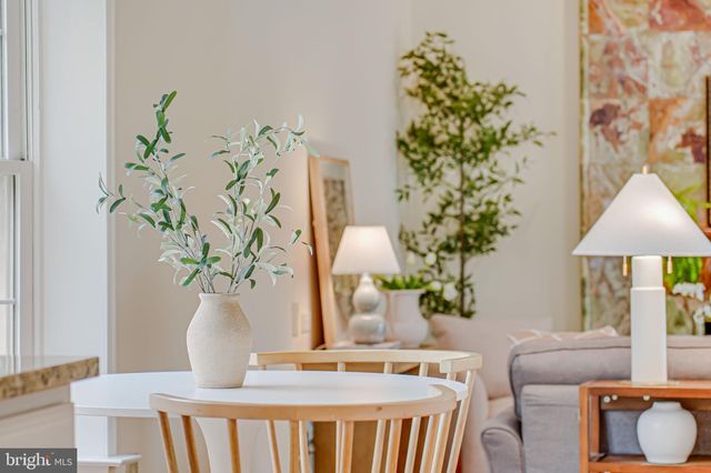 $935,000 | 10836 Brewer House Road, Rockville, MD 20852