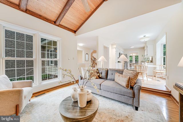 $935,000 | 10836 Brewer House Road, Rockville, MD 20852