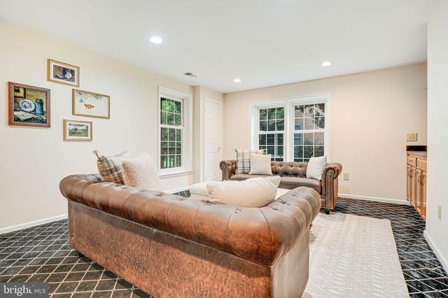 $935,000 | 10836 Brewer House Road, Rockville, MD 20852