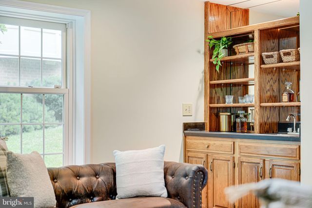 $935,000 | 10836 Brewer House Road, Rockville, MD 20852