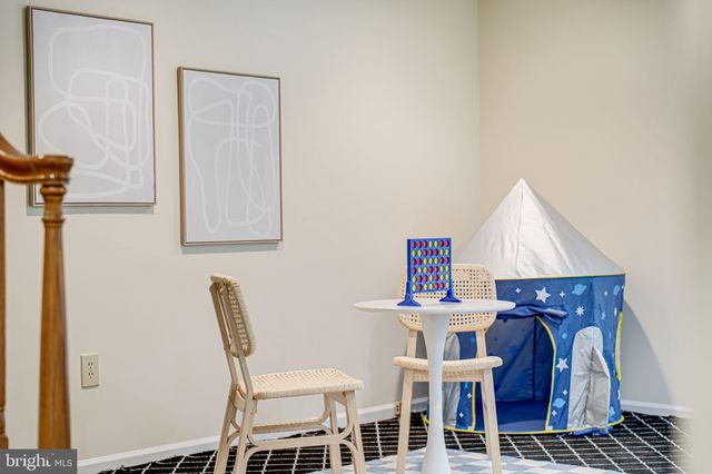 $935,000 | 10836 Brewer House Road, Rockville, MD 20852