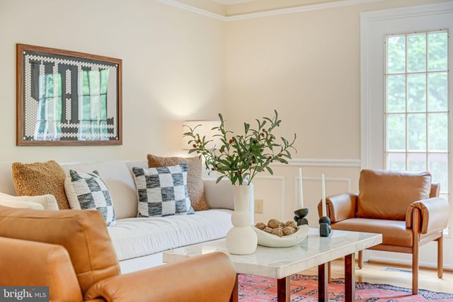 $935,000 | 10836 Brewer House Road, Rockville, MD 20852