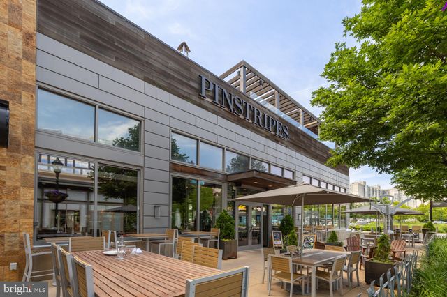 $935,000 | 10836 Brewer House Road, Rockville, MD 20852