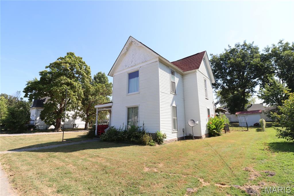 400 South Main Street Sorento, IL 62086 - Photo 2 of 22 Gallery Image 2