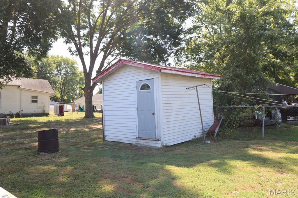 400 South Main Street Sorento, IL 62086 - Photo 9 of 22 Gallery Image 9