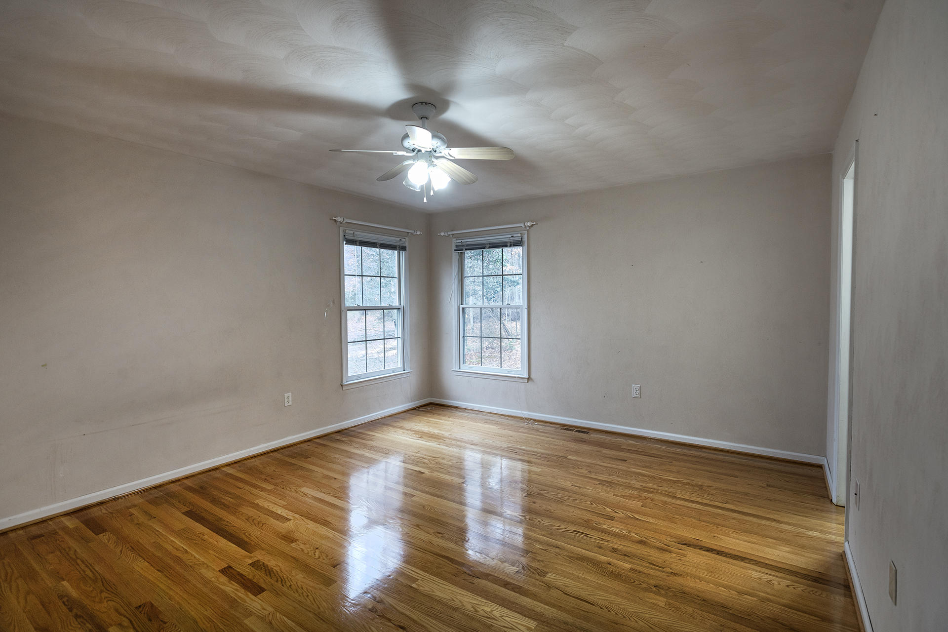 5972 Buckland Mill Road Roanoke, VA 24019 - Photo 13 of 24 Master Bedroom