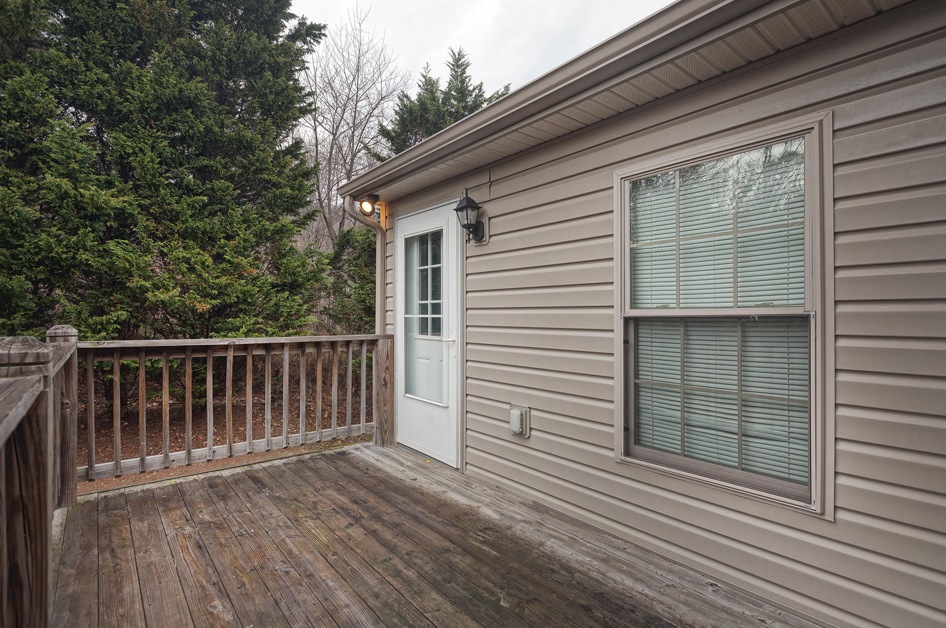 5972 Buckland Mill Road Roanoke, VA 24019 - Photo 23 of 24 Deck