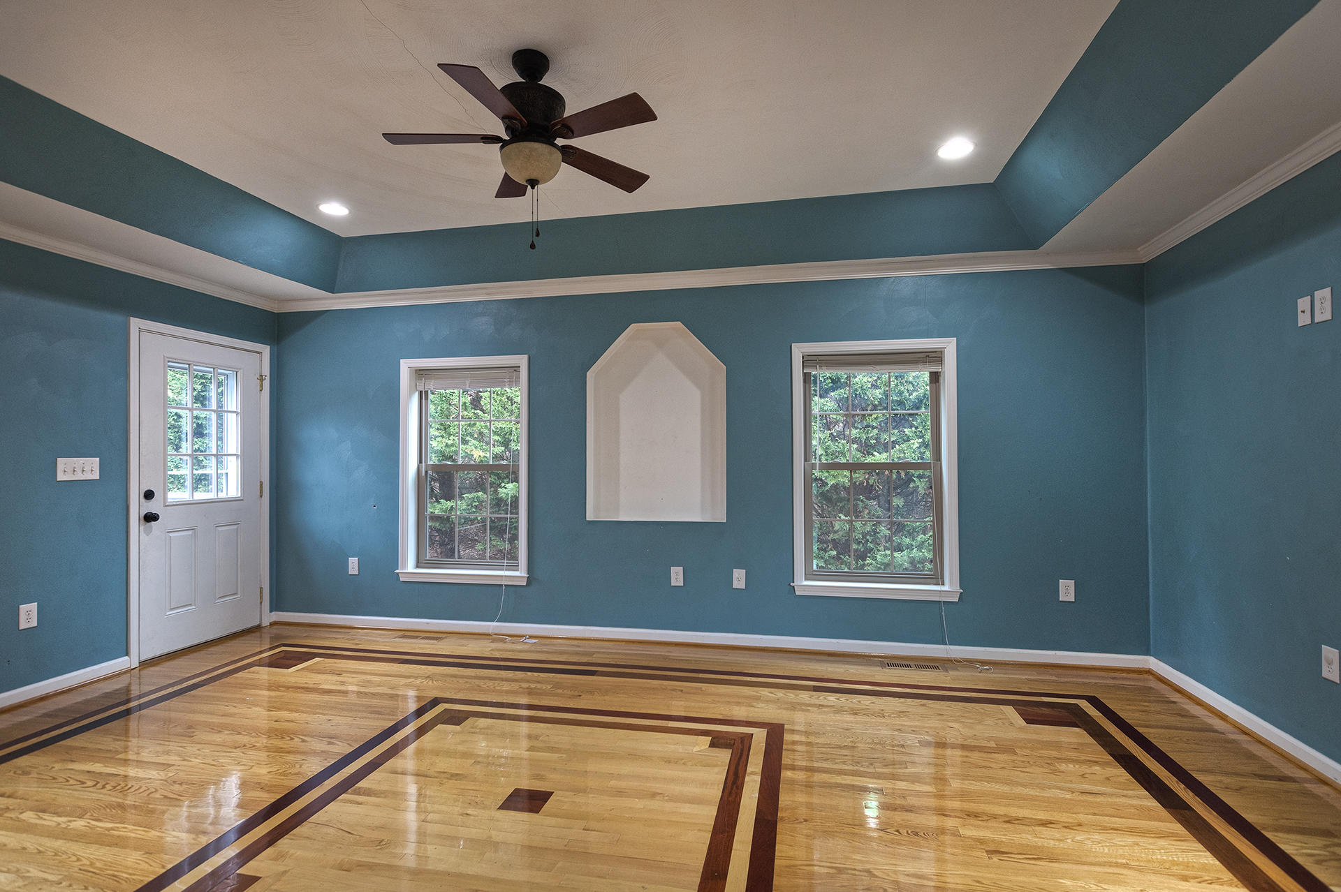 5972 Buckland Mill Road Roanoke, VA 24019 - Photo 9 of 24 Sun Room