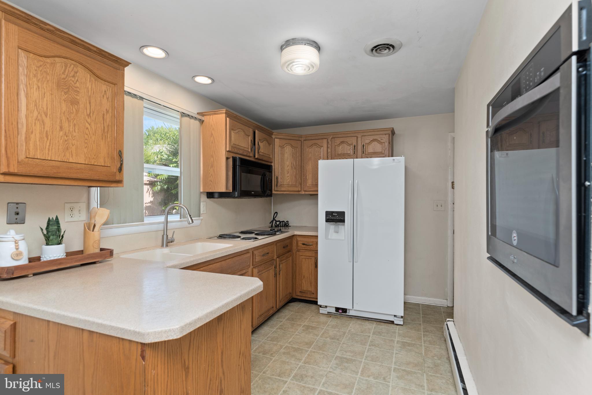 3414 Ridgeway Road Harrisburg, PA 17109 - Photo 11 of 31 Gallery Image 11