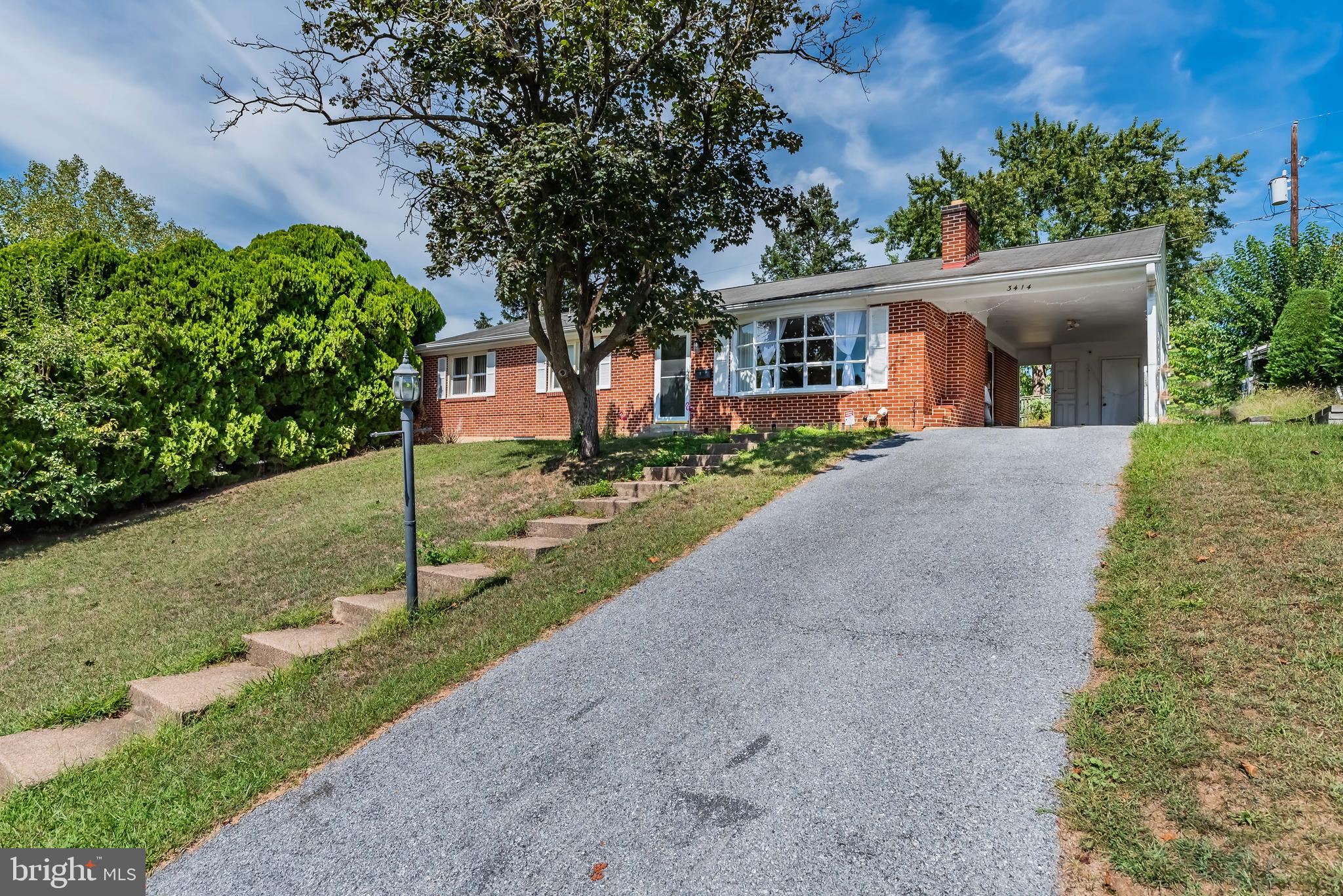 3414 Ridgeway Road Harrisburg, PA 17109 - Photo 3 of 31 Gallery Image 3