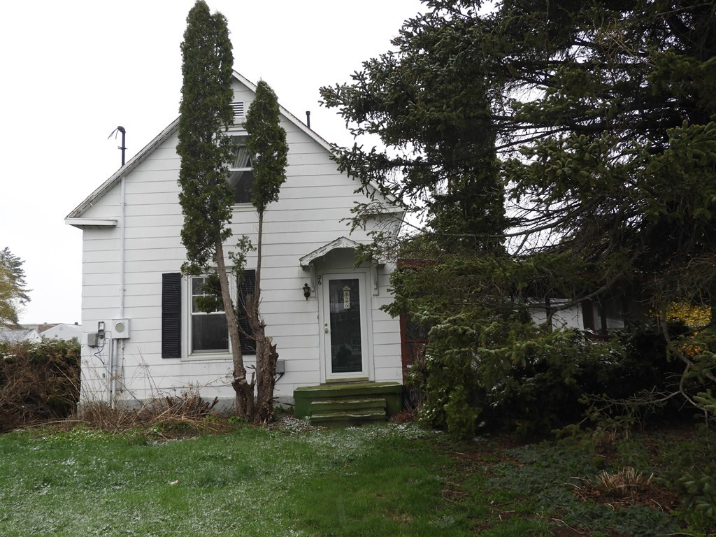 26 Pine Street Rouses Point, NY 12979 - Photo 11 of 13 Gallery Image 11