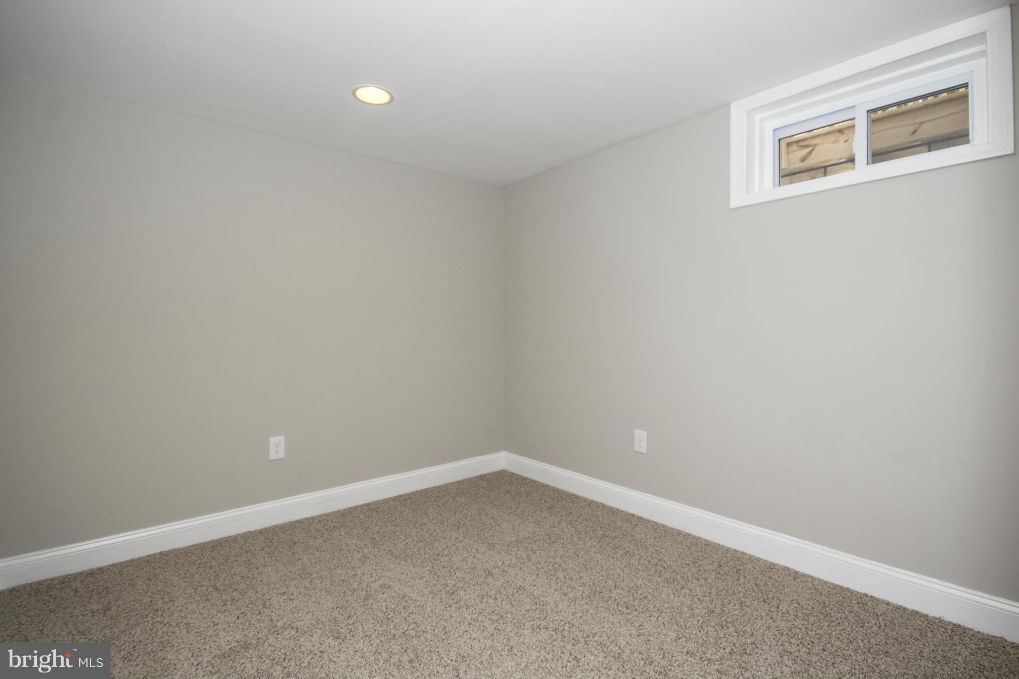 3824 Elkader Road Baltimore, MD 21218 - Photo 25 of 29 Bath