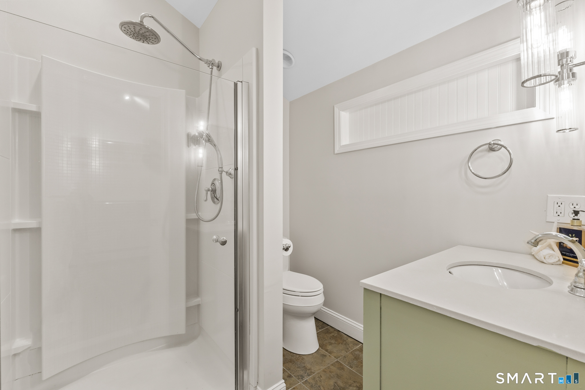 37 Ellsworth Road West Hartford, CT 06107 - Photo 21 of 41