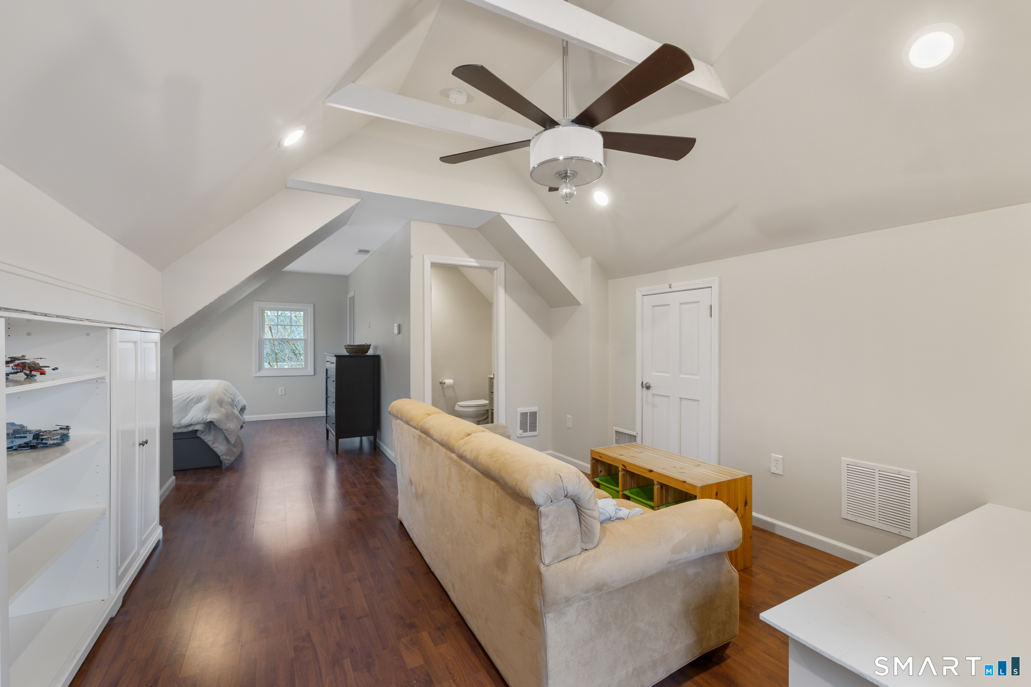 37 Ellsworth Road West Hartford, CT 06107 - Photo 28 of 41