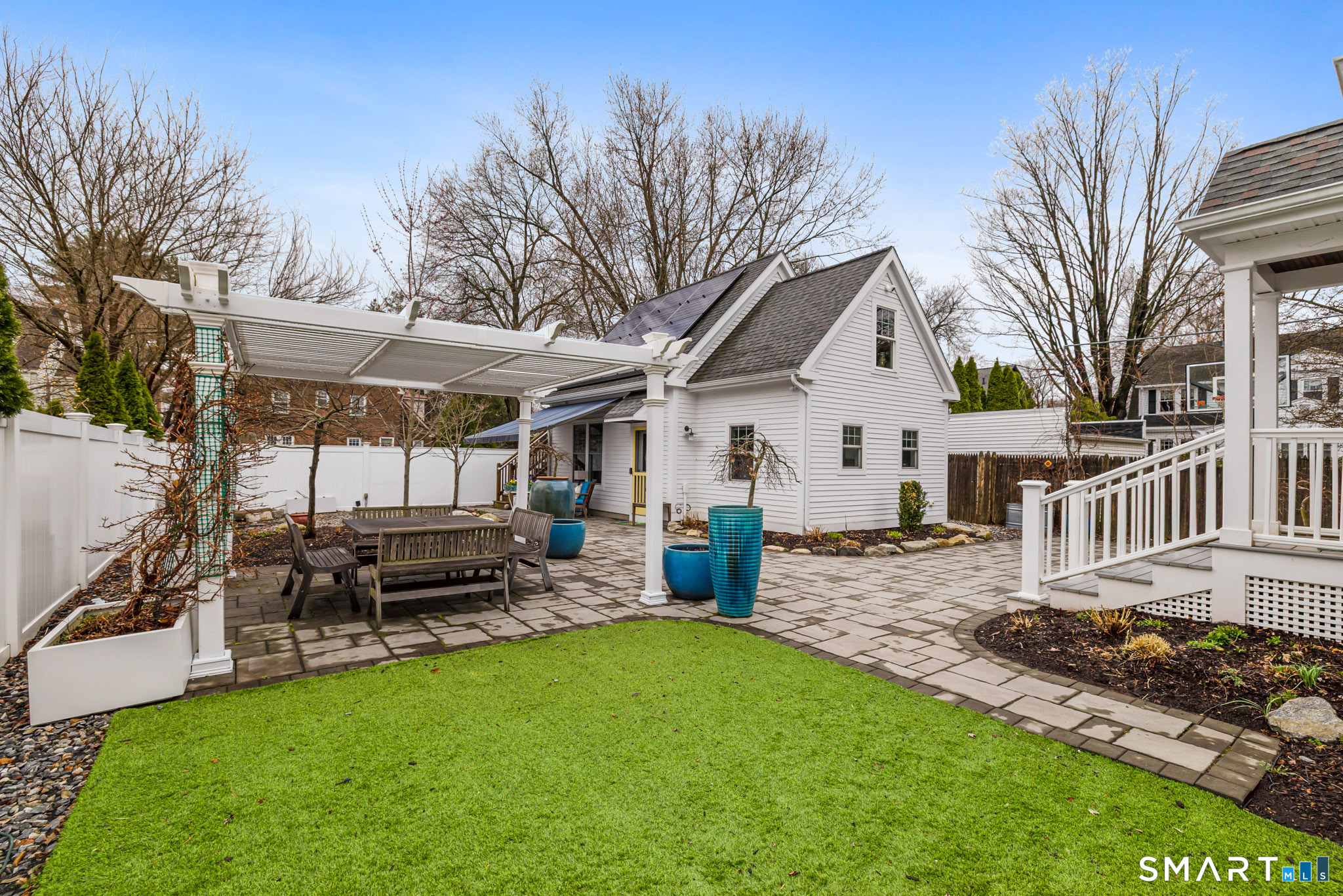 37 Ellsworth Road West Hartford, CT 06107 - Photo 3 of 41