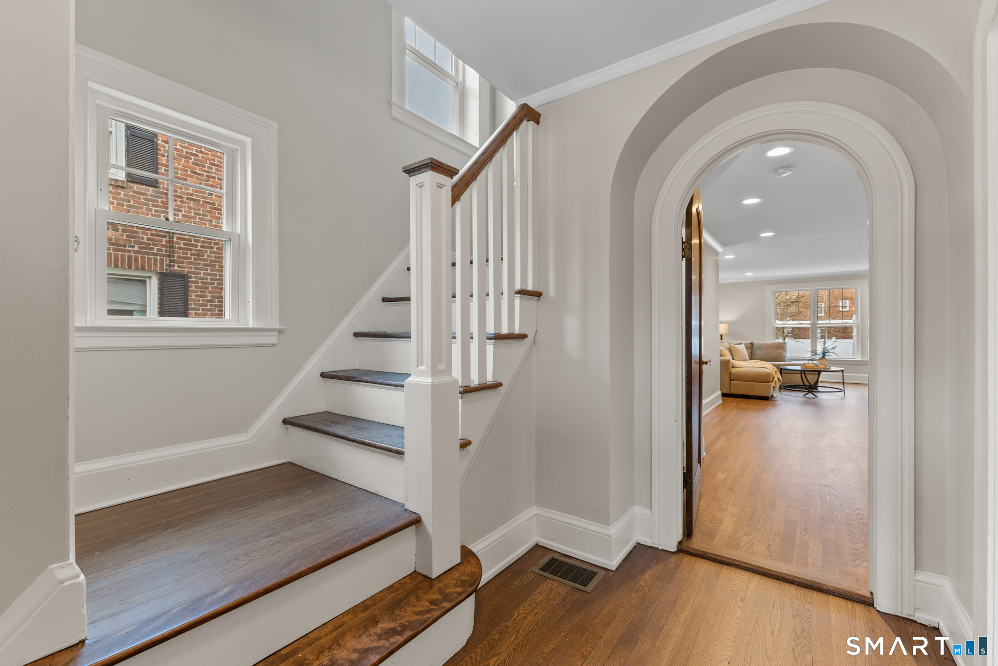 37 Ellsworth Road West Hartford, CT 06107 - Photo 5 of 41